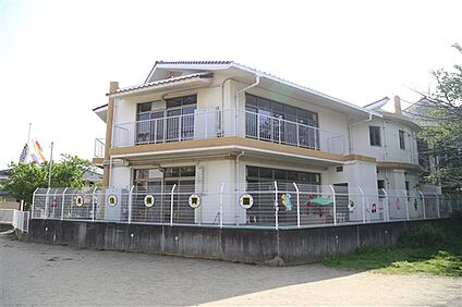 福岡市立長尾中学校 546m