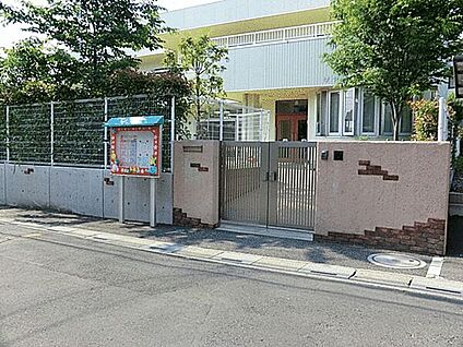 けやきの森保育園 838m