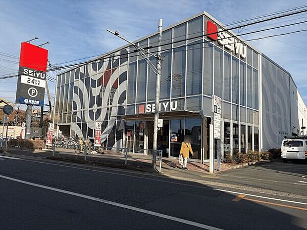西友朝霞根岸店（約1,166m）