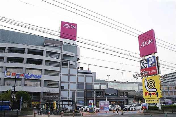 イオンスタイル笹丘店(約982m)