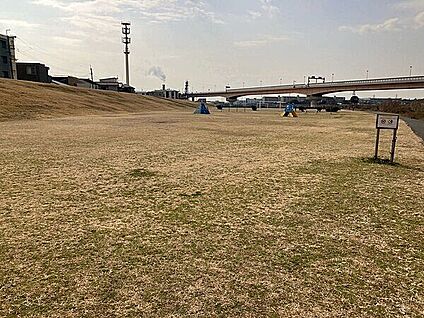 猪名川緑地 556m