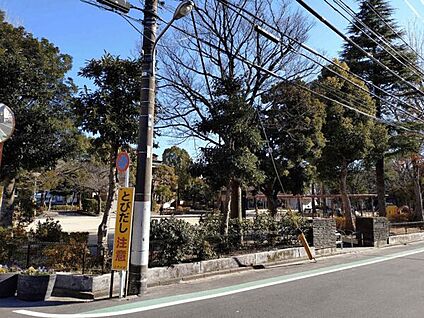 東小松川公園 382m