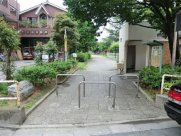 本木一丁目中公園(約852m)