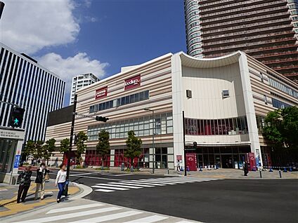 Ｆｏｏｄｉｕｍ武蔵小杉店 885m