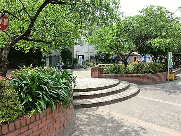 熊野町公園(約549m)