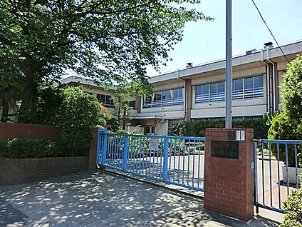 川崎市立南河原小学校 323m