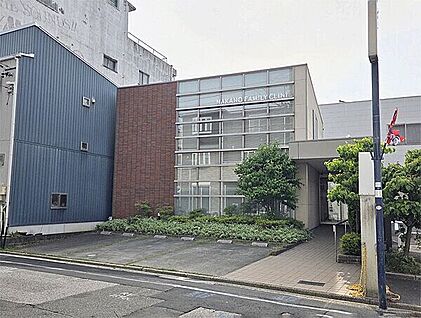 中野ファミリークリニック 1063m