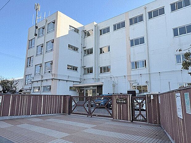 名古屋市立中島小学校(約956m)
