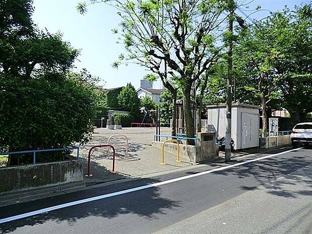 鵜の木二丁目児童公園(約628m)