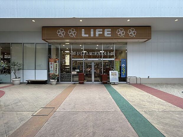 ライフ さいたま新都心店(約1,480m)