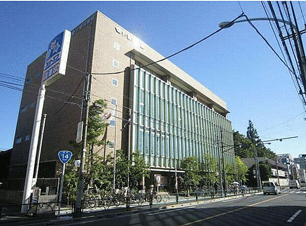 小岩図書館(約323m)