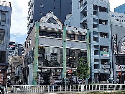 千里馬薬局 今池店 633m