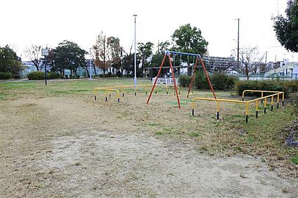 浪速南公園 703m