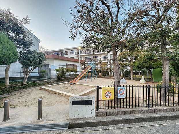 本町9丁目第1公園(約188m)