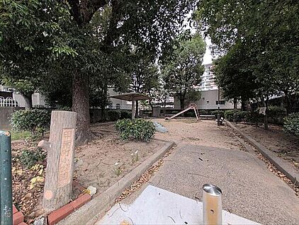 甲南町小公園 543m