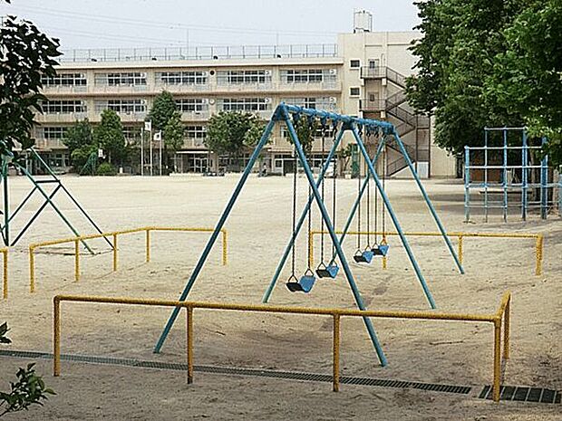 新座市立東北小学校（約913m）