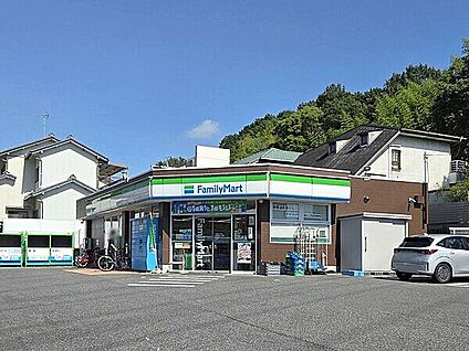 ファミリーマート名東貴船二丁目店 1238m