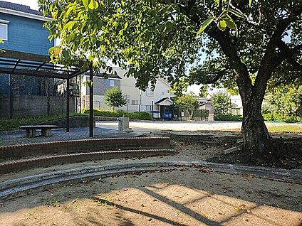 柳瀬東公園 396m