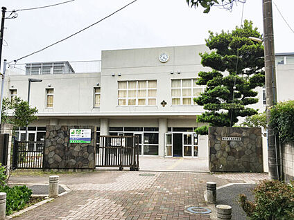 市川市立第四中学校 1033m