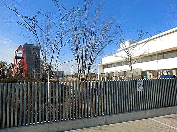 渋谷教育学園浦安幼稚園（約837m）