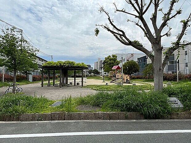中本くすのき公園（約285m）