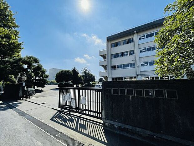太田市立東中学校（約2,473m）