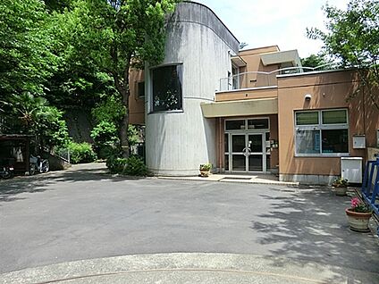 稲城市立第五保育園 1438m