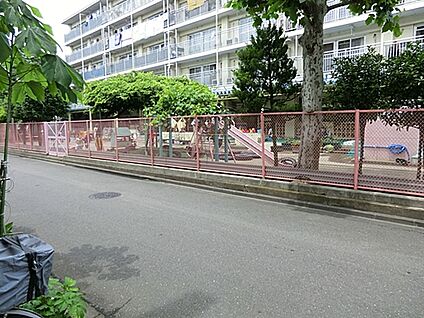 練馬区立上石神井第三保育園 376m