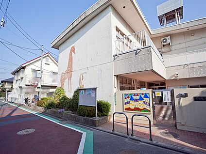 上祖師谷南保育園 1143m