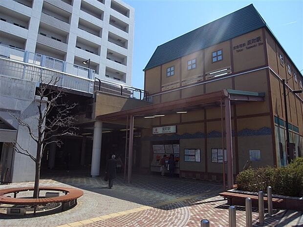 東急電鉄「反町」駅（約960m）