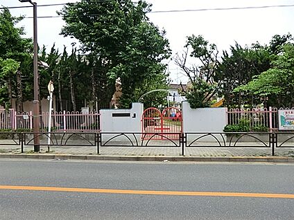 北住吉幼稚園 739m