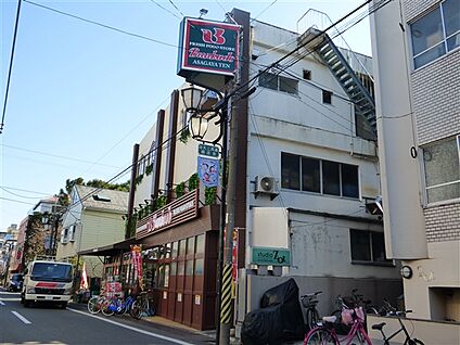 文化堂阿佐ヶ谷店 179m