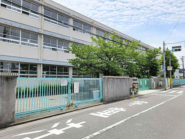 堺市立北八下小学校(約1,733m)