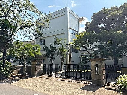 千葉市立星久喜中学校 1594m