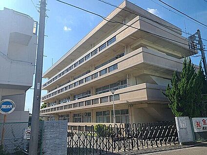 横浜市立西谷中学校 2063m