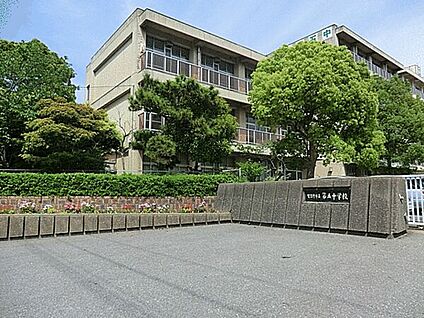 習志野市立第五中学校 939m