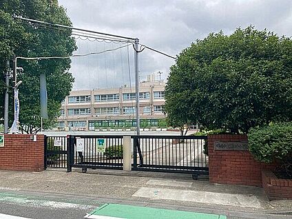 川崎市立藤崎小学校 362m