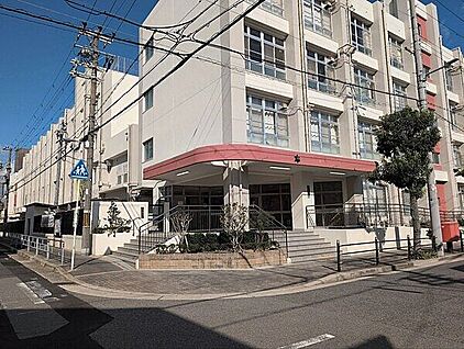 大阪市立都島中学校 580m