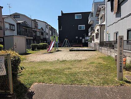 津之江町一丁目だりや児童遊園 1177m