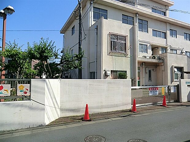 伊興保育園（約1,314m）