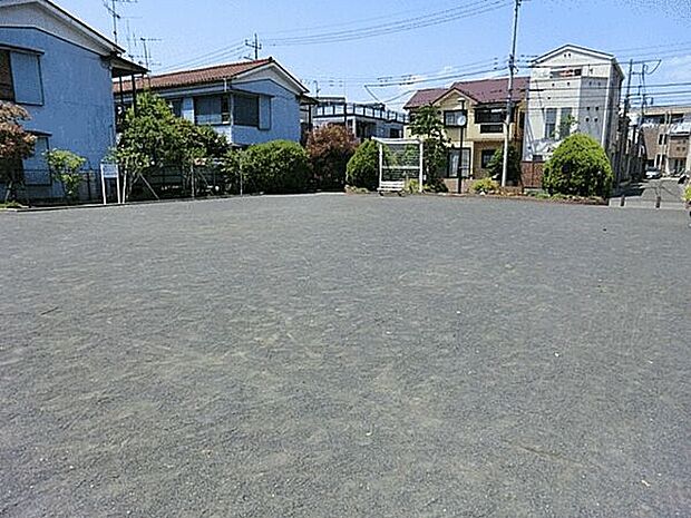 下新城3丁目公園(約1,403m)