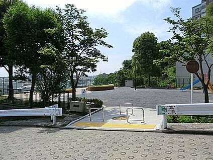 中原第二公園 904m
