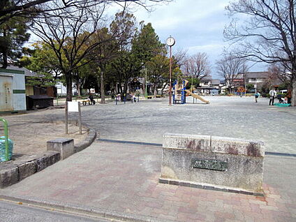 昭明公園 1498m