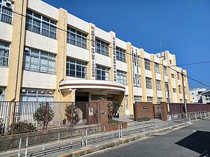 大阪市立相生中学校 1324m