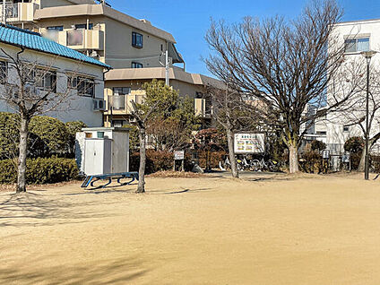 東富松北公園 891m