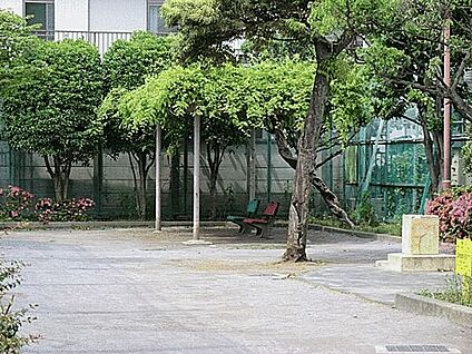 西糀谷さざんか公園 370m