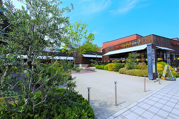 吹田グリーンプレイス（約1,300m）