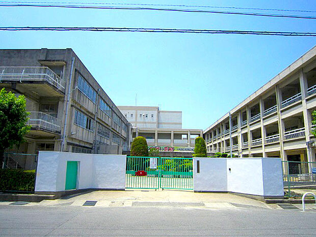 吹田市立第五中学校（約400m）