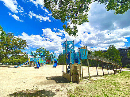 佐井寺南が丘公園 230ｍ