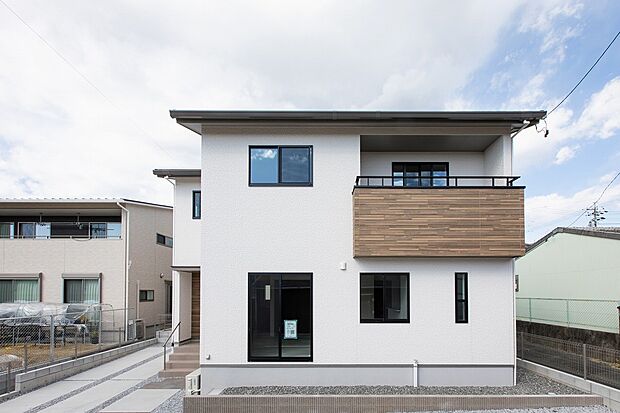 【No.1】ららぽーと磐田車約7分!バイパスICへのアクセスも良好!スーパー・ドラッグストアも車約2分圏内の便利な住環境です。